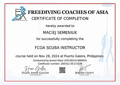 Maciej earned his Instructor rating